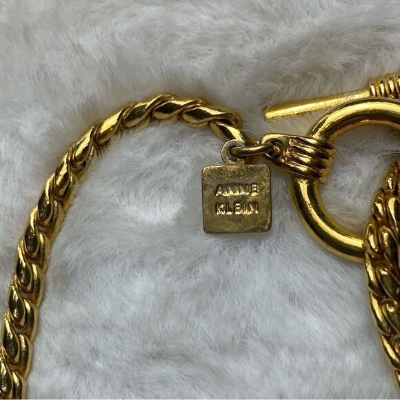 Anne Klein Gold Tone Toggle Closure Necklace W/Orange Stone Pendant - Picture 4 of 8